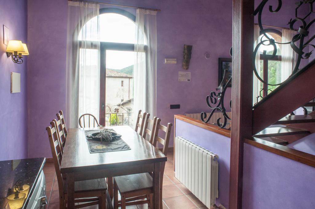 Mas La Riera Guest House Campdevanol Room photo